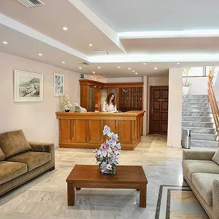 Anita Hotel- Adults Only מלון העיירה רתימנו