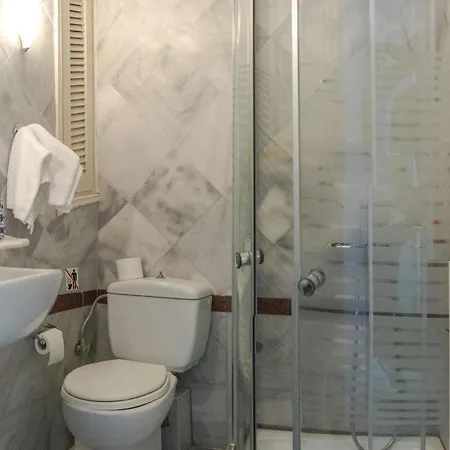 מלון Anita Hotel- Adults Only העיירה רתימנו