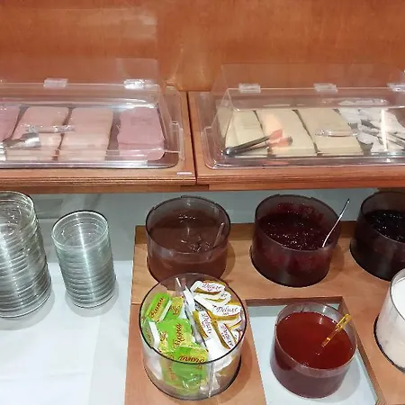מלון Anita Hotel- Adults Only 3*