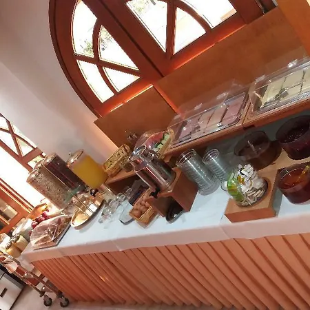 מלון Anita Hotel- Adults Only העיירה רתימנו