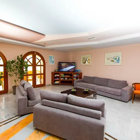 Anita Hotel- Adults Only 3* העיירה רתימנו